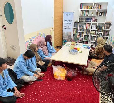 Akhir Manis Program Magang Mahasiswa Syariah Unisba di BMM Jabar: Belajar Langsung, Berkontribusi Nyata