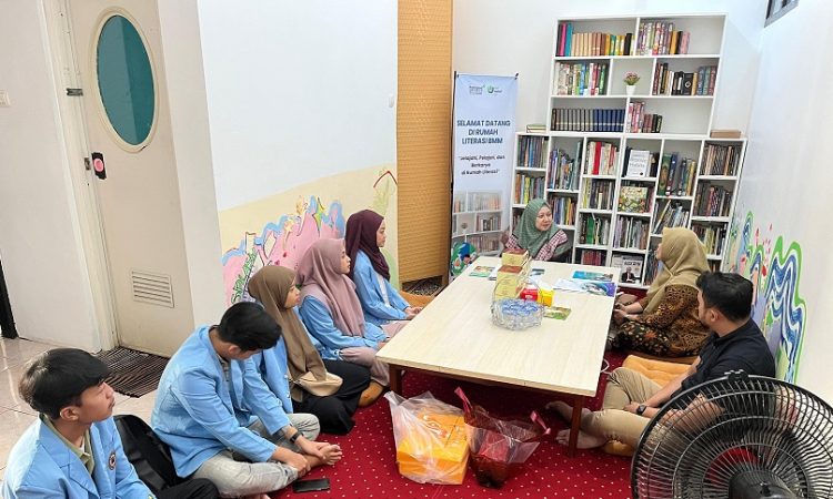 Akhir Manis Program Magang Mahasiswa Syariah Unisba di BMM Jabar: Belajar Langsung, Berkontribusi Nyata