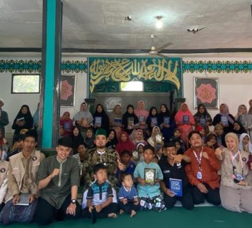 KKN Unisba Kelompok 07: Aksi Edukatif, Spiritual, dan Sosial Meresap di Hati Warga Cibatu