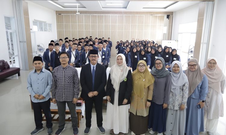 Unisba dan Politeknik Al Islam Bandung Perkuat Pembinaan Karakter Mahasiswa melalui Pesantren Intensif