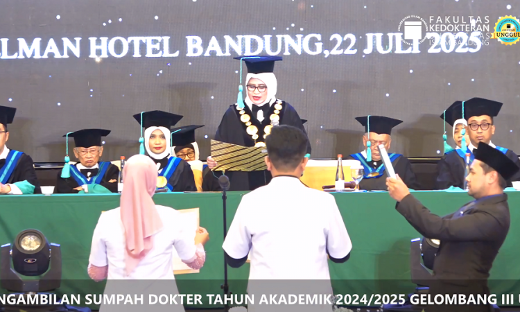Unisba Kukuhkan 122 Dokter Baru, Rektor: Profesi Ini Lebih dari Sekadar Pekerjaan, Ini Jalan Ibadah
