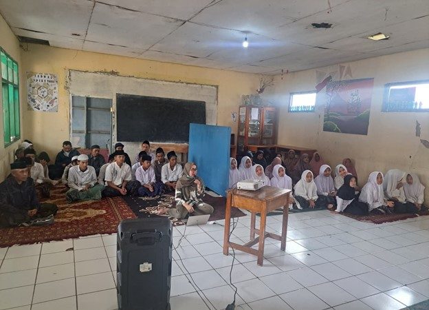 Melibatkan Orang Tua dalam Program Kesehatan Santri di Pesantren