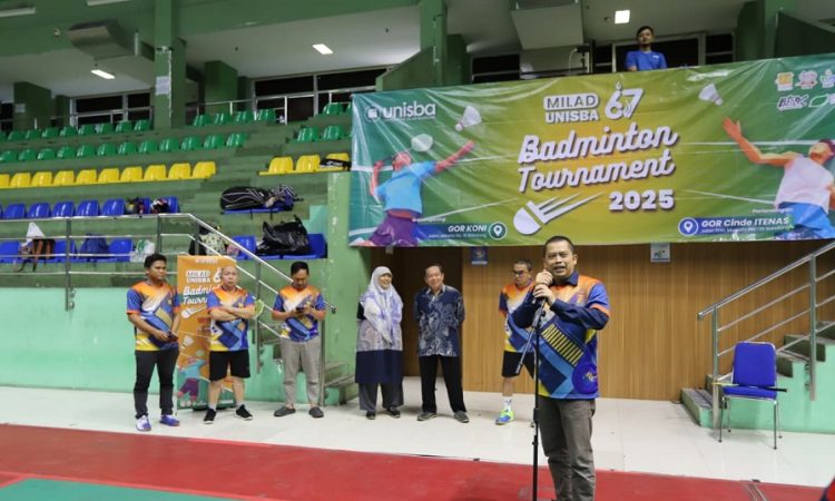 Milad ke-67 Unisba Dimeriahkan Turnamen Badminton