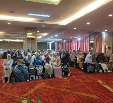 Fakultas Tarbiyah dan Keguruan Unisba Lepas 144 Calon Wisudawan dalam Sidang Senat Terbuka