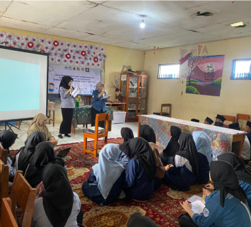 Tim PkM FK Unisba Tingkatkan Pengetahuan PHBS untuk Tekan Penyebaran Skabies di Ponpes Baitur Rohman