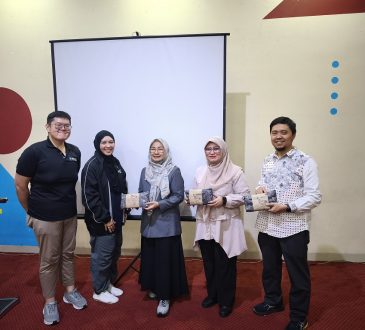 FK Unisba Bersama Republic Polytechnic Singapura Gelar Program Layanan Internasional