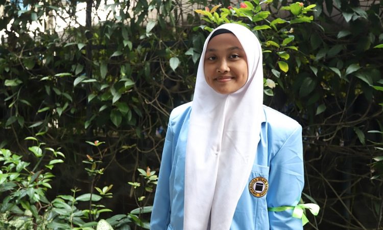 Tiara Karomahtul Awaliyah, Hafidzah Muda yang Menetapkan Pilihan pada Farmasi Unisba