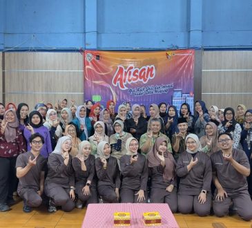 FK Unisba Dorong Peningkatan Kapasitas Kader Posyandu Desa Nanjung lewat Program 'ARISAN'