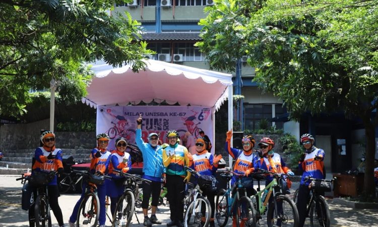 Fun Bike 2025 Warnai Perayaan Milad ke-67 Unisba dengan Nuansa Kegembiraan dan Kebersamaan