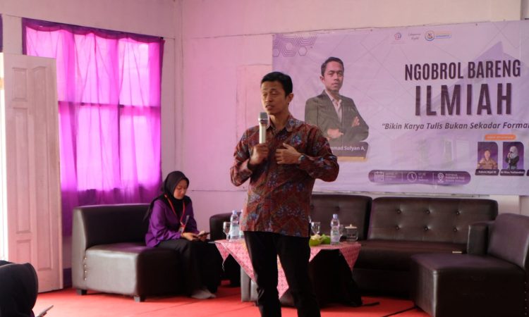 Politeknik Haji Anwar Sanusi Dorong Mahasiswa Menulis Kritis Lewat Studium Generale “Bikin Karya Tulis Bukan Sekadar Formalitas!”
