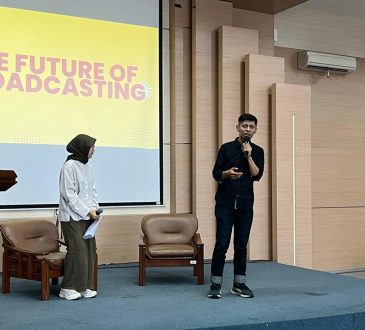 Fikom Unisba dan Voks Radio Sinergi Hadirkan “Creative Waves”, Kupas Inovasi dan Masa Depan Industri Broadcasting