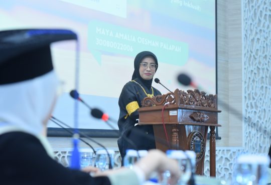 Dosen Fikom Unisba, Maya Amalia Oesman Palapah, Raih Gelar Doktor Ilmu Komunikasi dengan Predikat Pujian