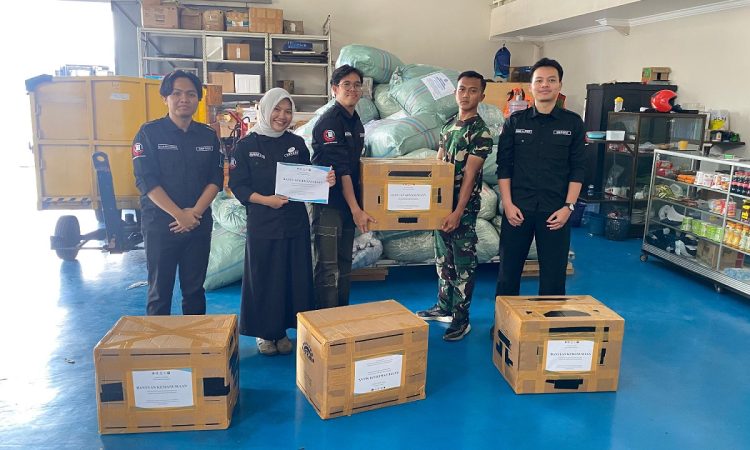 Departemen Sosial BEM FK Unisba Kirimkan Bantuan untuk Korban Bencana di Aceh dan Sumatera