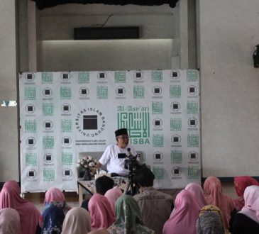 Unisba Tekankan Pentingnya Keharmonisan Keluarga Lewat Pengajian Rutin Bulanan