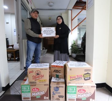 Peduli Kemanusiaan, 3IKB Unisba Salurkan Bantuan untuk Korban Longsor Cisarua KBB