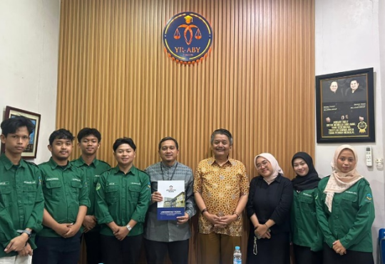 Fakultas Syariah Universitas Tazkia Teken PKS dengan YR-ABY & Partners Law Firm, Diperkuat Kelas Tamu Advokat