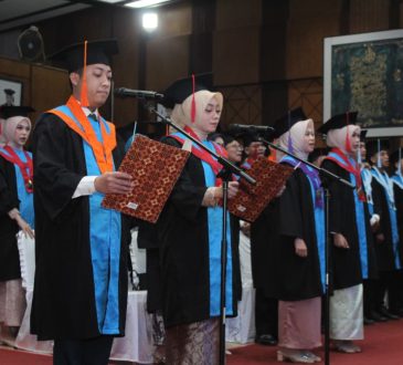 Universitas Islam Bandung Wisuda 1.200 Lebih Lulusan pada Gelombang I 2025/2026