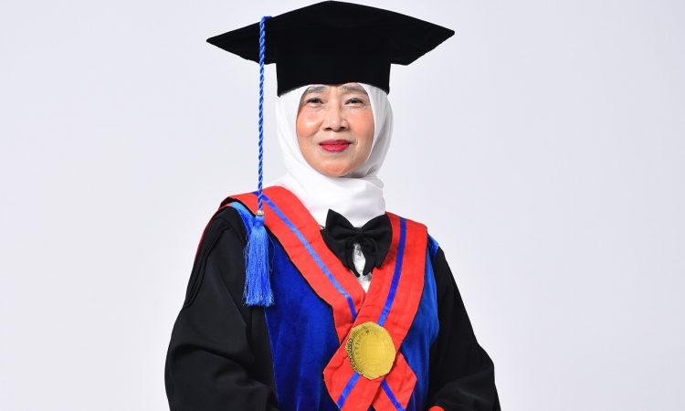 Konsistensi Akademik, Prof. Dr. Lina Jamilah, S.H., M.H. Raih Gelar Guru Besar