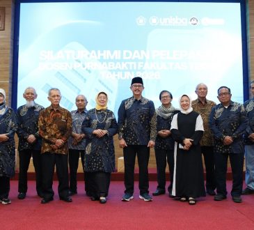 FT Unisba Gelar Pelepasan Dosen Purnabakti, Apresiasi Dedikasi untuk Dunia Pendidikan