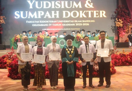 FK Unisba Lahirkan 119 Dokter Baru