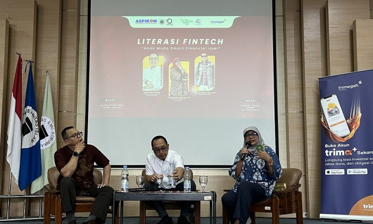 Fikom Unisba Bekali Mahasiswa Literasi Fintech agar Lebih Cerdas Mengelola Keuangan Digital