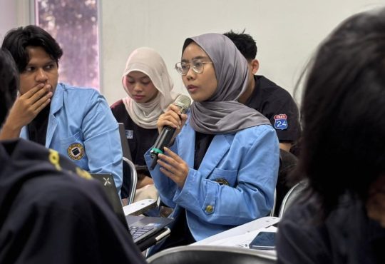 Mahasiswa FEB Unisba dan UiTM Malaysia Bertukar Perspektif tentang Pengelolaan Keuangan Negara