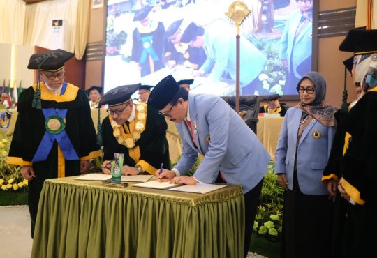 Milad ke-72 UMI Jadi Momentum Penguatan Kerja Sama, Unisba dan UMI Teken MoU Strategis