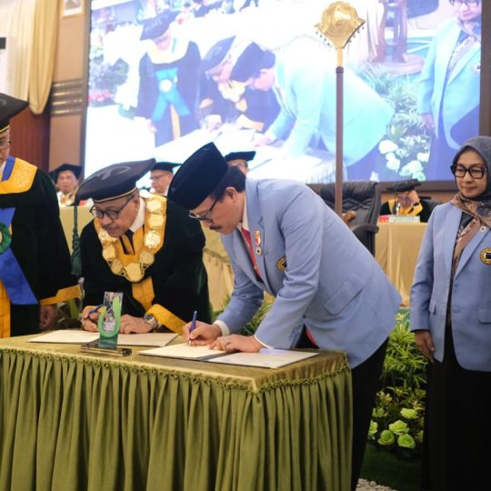 Milad ke-72 UMI Jadi Momentum Penguatan Kerja Sama, Unisba dan UMI Teken MoU Strategis