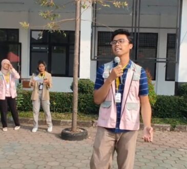 KKN-PPM UGM Kenalkan Dunia Kampus kepada Siswa SMAN 1 Batujajar Lewat Program UGM Goes to School
