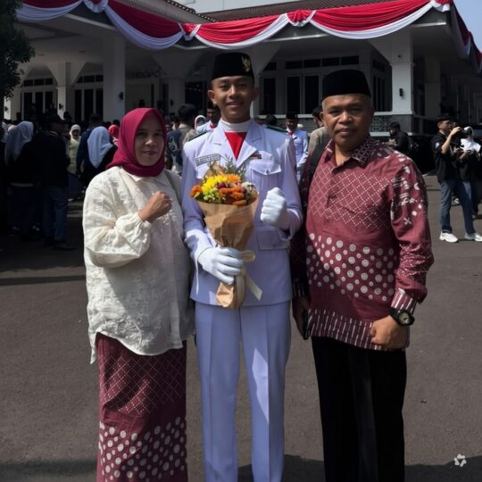 Di Pendopo Garut: Saat Bendera Berkibar, Nama KH Jaki Irfan Tersemat di Hati Orang Tua Zamzam