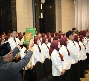 71 Apoteker Baru Unisba Resmi Disumpah, Integritas dan Nilai Islam Jadi Landasan Profesi