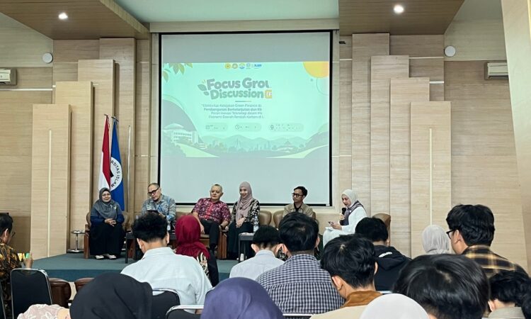 FEB Unisba Bahas Strategi Pembiayaan Hijau dan Teknologi untuk Ekonomi Rendah Karbon